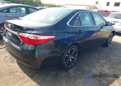 2016 Toyota Camry Le z USA, uszkodzony, nr VIN 4T1BF1FK4GU537412